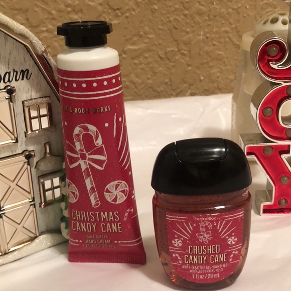 New Christmas Candy Cane Shea Butter Hand Cream & Crushed Candy Cane Hand Gel - Picture 2 of 5